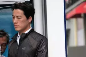 10 Foto pengawal Presiden Korea Selatan yang berwajah seganteng aktor