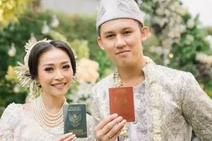 Makeup saat pernikahannya dicibir, ini tanggapan pedas Rinni Wulandari