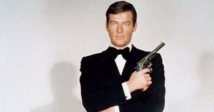 Aktor legendaris James Bond Roger Moore meninggal akibat kanker