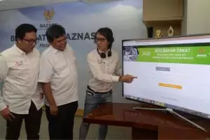 Mudahnya bayar zakat melalui smartphone, gimana caranya ya?