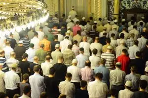 Seorang ustaz meninggal dunia setelah pimpin sholat witir