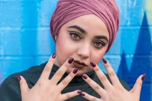 Orly, cat kuku halal & aman untuk salat ini bikin jarimu makin cantik