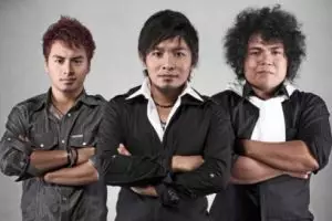 4 Penyanyi ini pernah rasakan getirnya hidup, jadi ART hingga TKI