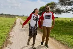 14 Tahun menikah, ini potret romantis bukti keharmonisan Nia dan Ale