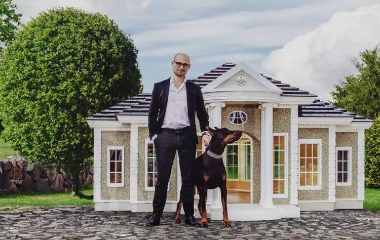 Kandang anjing bentuk rumah ini habiskan 265 juta, apa istimewanya?
