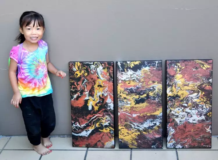 Gemar melukis, gadis 5 tahun ini jual 100 karyanya untuk amal