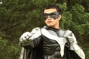 Jarang terlihat di TV, begini penampilan Primus Yustisio sekarang