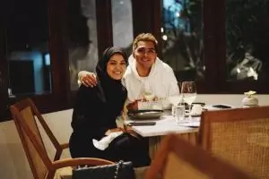 Anniversary ke-4, kado Herfiza untuk Ricky Harun ini bikin haru
