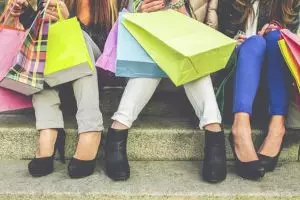 5 Destinasi wajib buat belanja lebaran ala geng kekinian di Singapura