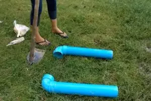 Cara gadis memancing pakai pipa ini hasilnya luar biasa, cerdas banget