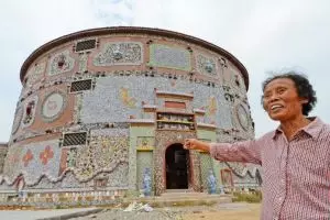 Alasan wanita bangun istana keramik Rp 12 miliar ini bikin salut