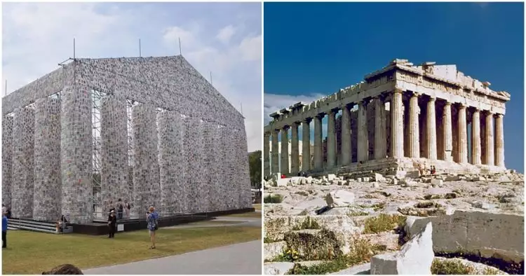 Replika bangunan bersejarah ini dibuat menggunakan 100.000 buku, wow!
