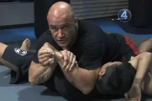 Kenalin ini 10 petarung MMA dunia paling jago, tonjokannya maut