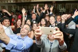 Ini negara dengan kasus selfie maut paling banyak di dunia, serem abis