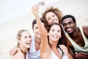 Ini waktu terbaik dan terburuk untuk selfie, buktikan ya?