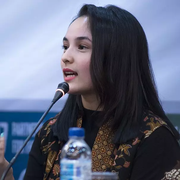 Punya tubuh ideal bak biola, ini ternyata rahasia Chelsea Islan