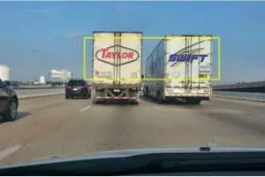 12 Foto momen kebetulan ini sulit dipercaya tapi memang terjadi