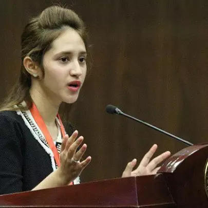 6 Fakta Tsamara Amany, cewek cantik yang berani lawan Fahri Hamzah