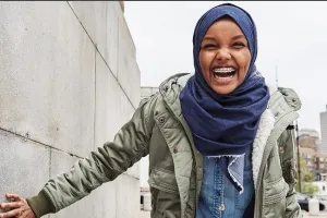 Brand fashion Amerika Serikat ini luncurkan hijab denim