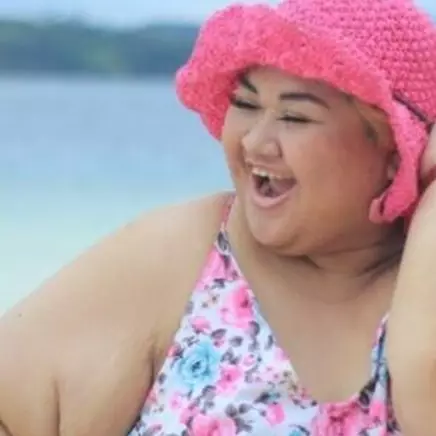 7 Foto lawas Pretty Asmara, seleb 90-an yang tersandung kasus narkoba