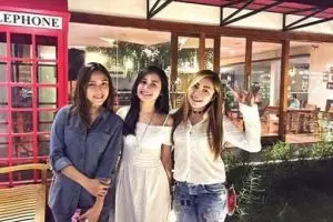10 Potret kompaknya Trio Macan saat tak di panggung, friendship goals