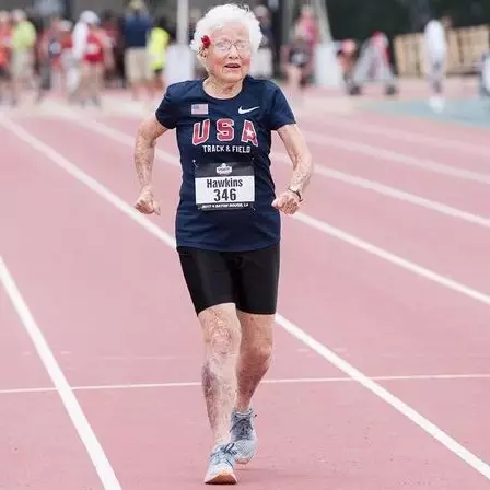 Nenek berusia 101 tahun ini jadi pelari tercepat di ajang lari sprint