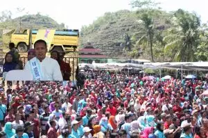 Kisah Sukiyana, buruh harian yang traktir 4 ribu warga