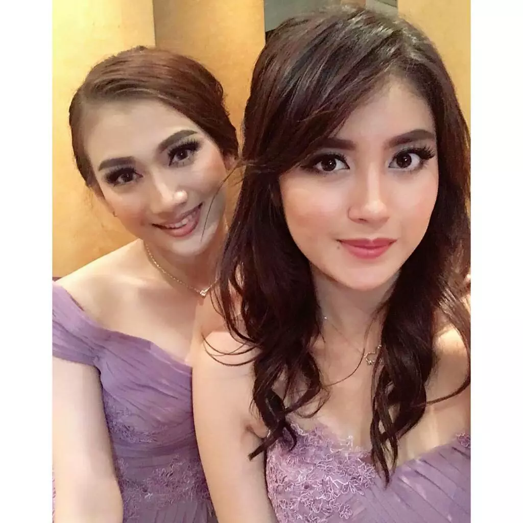 Pernikahan Stella eks JKT48 jadi ajang reuni, ini 8 potret keseruannya