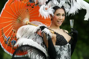 Kenapa banyak ladyboy cantik di Thailand?