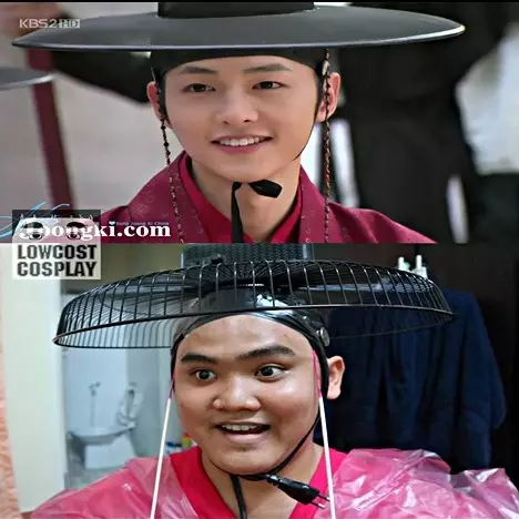 10 Aksi konyol orang tirukan gaya seleb Korea ini kocak abis