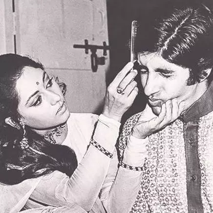 15 Foto langka seleb top Bollywood ini jarang dipublikasi, pangling ya