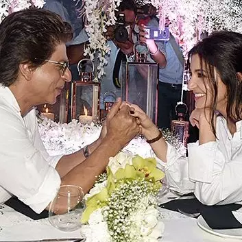 Bukan istrinya, Shah Rukh Khan justru ajak aktris ini kencan