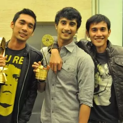 Lama tak terdengar, aktor tampan ini ternyata jadi driver taksi online