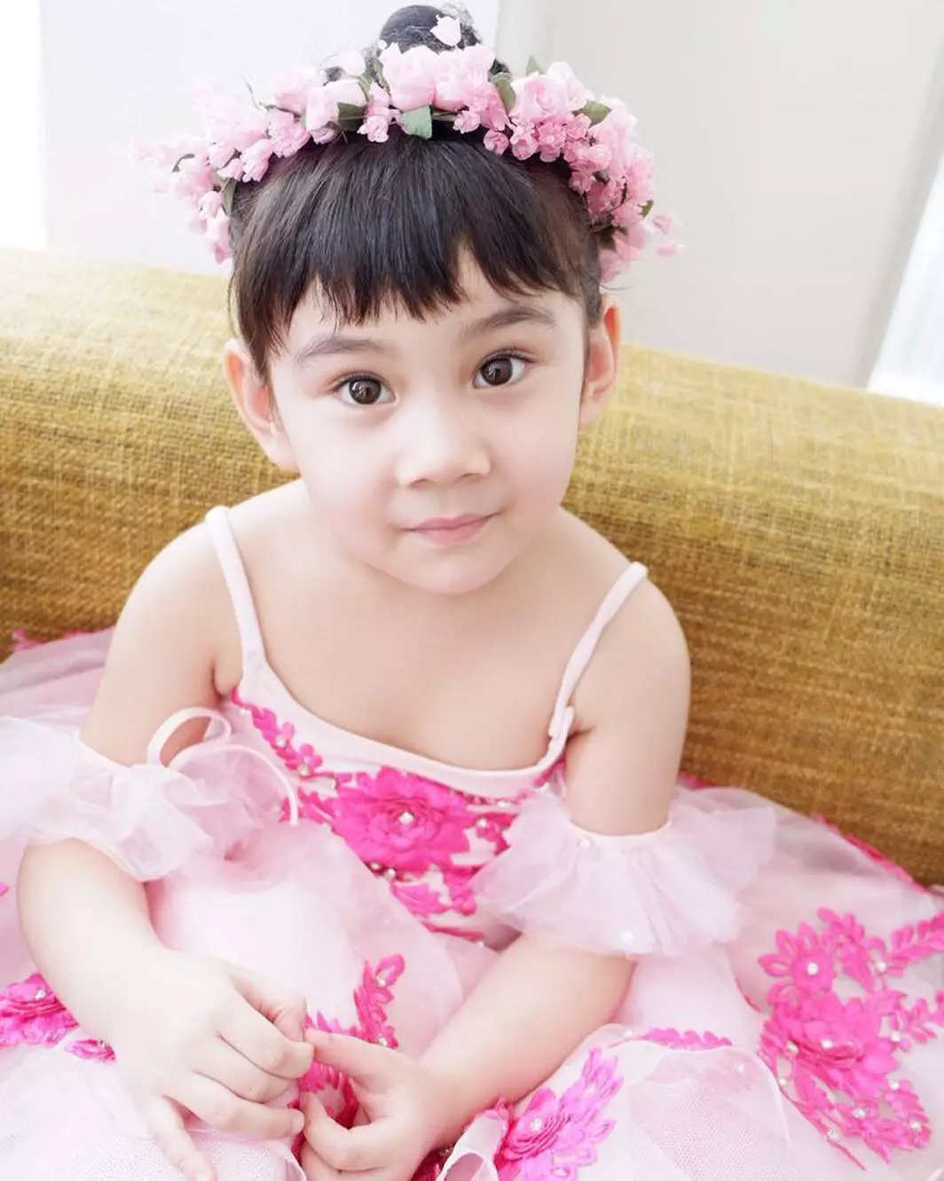 10 Foto Annabel, putri Astrid Tiar yang makin pintar dan menggemaskan