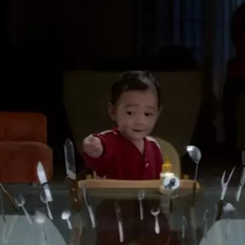 Jelang ulang tahun ke-2, Rieta Amilia beri Rafathar kado kuda poni