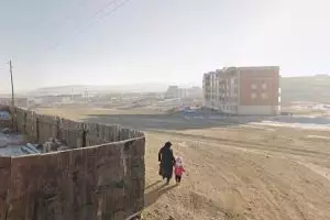 Derita sindrom langka, cewek ini keliling dunia tanpa tinggalkan rumah