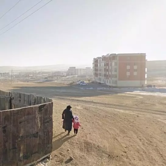 Derita sindrom langka, cewek ini keliling dunia tanpa tinggalkan rumah