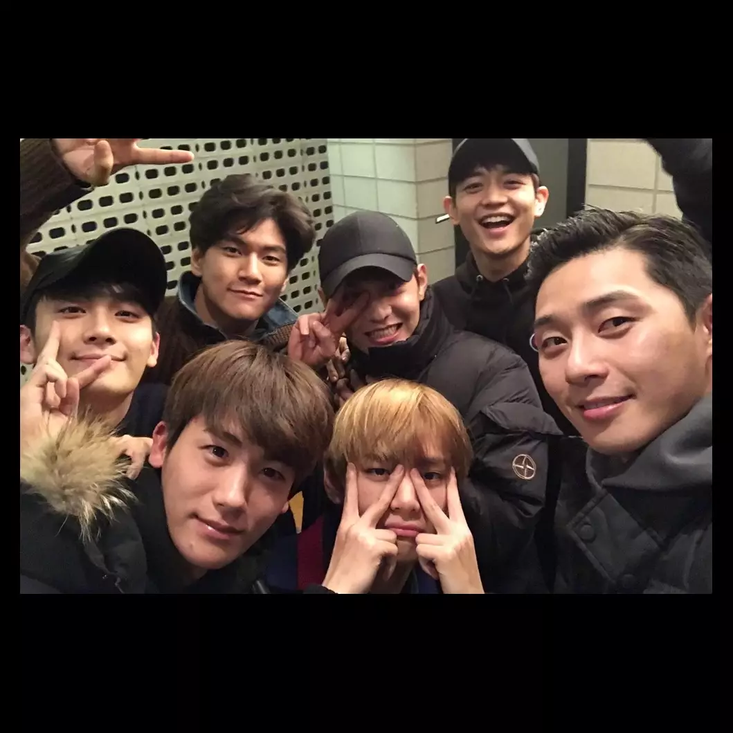 8 K-Drama bertema geng cowok-cowok tampan, bikin betah nonton deh!