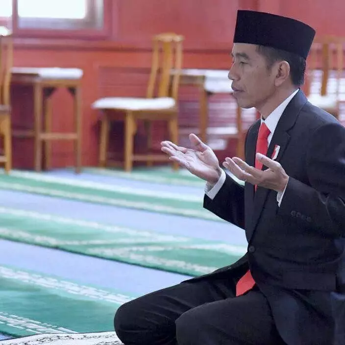 Kekesalan Jokowi dulu disebut klemar-klemer sekarang dituding diktator