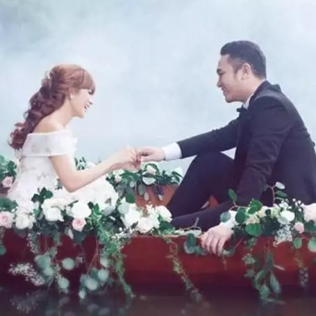Prewedding 8 seleb ini bak di negeri dongeng, bisa jadi inspirasi nih
