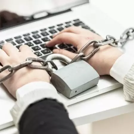 Kenapa keluhan konsumen di medsos dianggap tindakan melawan hukum?