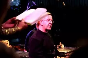 Bule asal Inggris ini fasih berbahasa Jawa, 30 tahun jadi guru gamelan