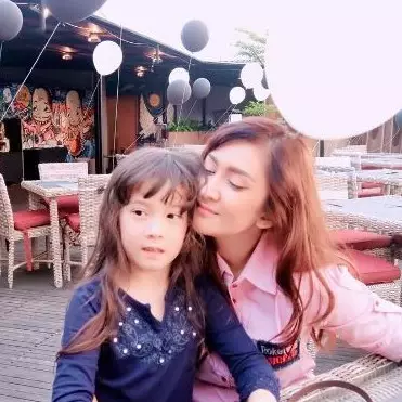 Menganggap anaknya diincar pedofil, Nafa Urbach ngamuk 