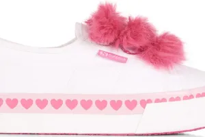 Charlotte Simone X Superga, kolaborasi sneakers unik dengan bulu halus