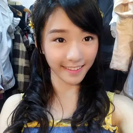 12 Fakta dan potret cantiknya Celine, personel JKT48 dari Malaysia