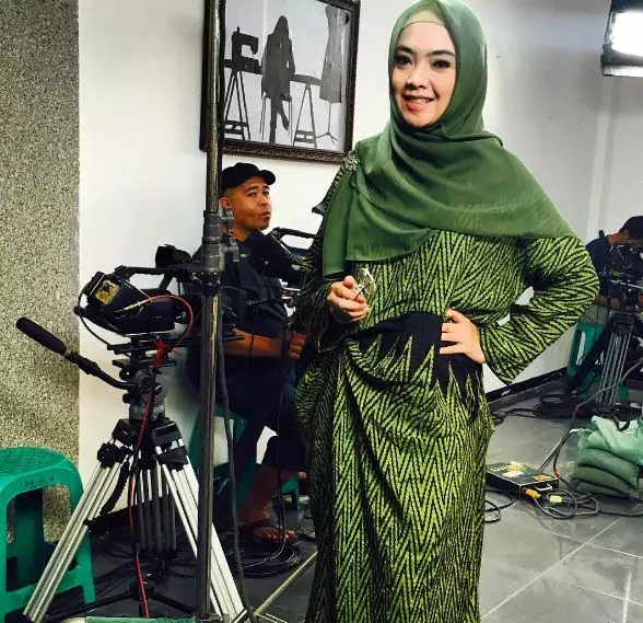 Sukses jadi ibu pejabat, ini 10 foto penampilan Ingrid Kansil kini