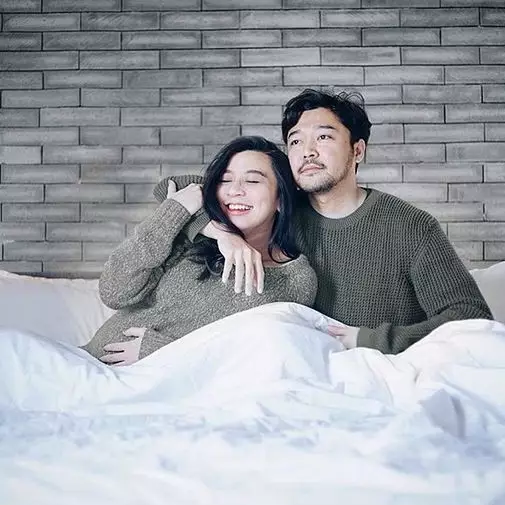 Lama tak muncul di TV, Ayu Hastari ternyata telah jadi seorang ibu