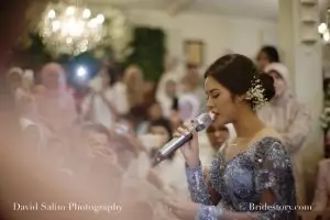 5 Momen prosesi siraman Raisa, makin terpancar kecantikannya