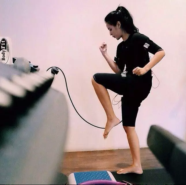 7 Potret Raisa jaga kebugaran jelang hari pernikahan, makin seksi nih