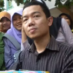 Tere Liye ingin karyanya tak lagi dijual di toko buku, ini alasannya